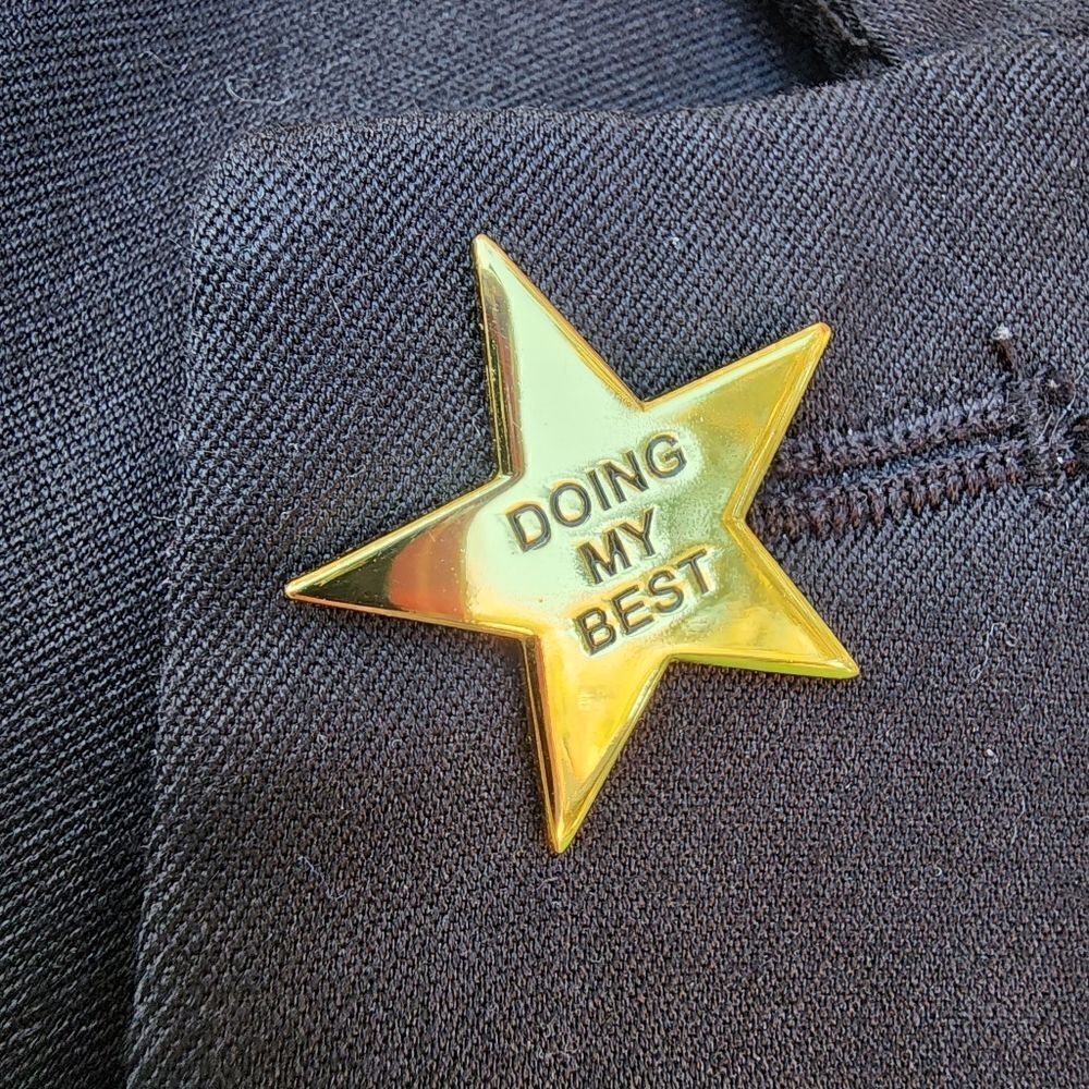 ⭐ Doing My Best Gold Star Enamel Pin ⭐